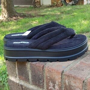 Torrid Terry Flatform Thong Sandal Size 11WW (2076)